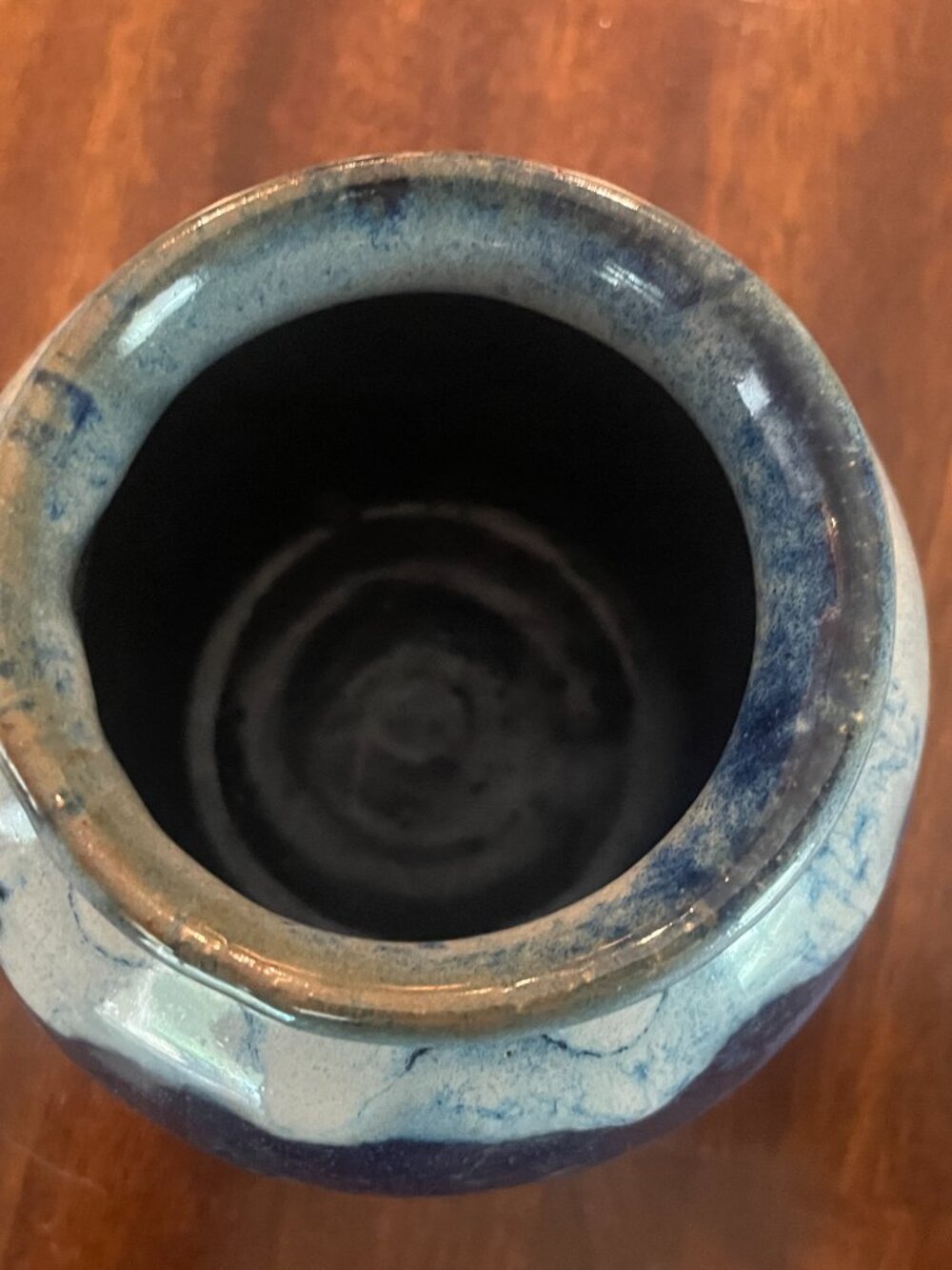 Handmade Blue Glaze Pottery Vase Starfish & Chinese Symbols 5" x 3" Signed - Picture 2 of 7